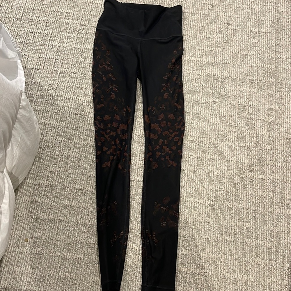 Lululemon orange cheetah print tight